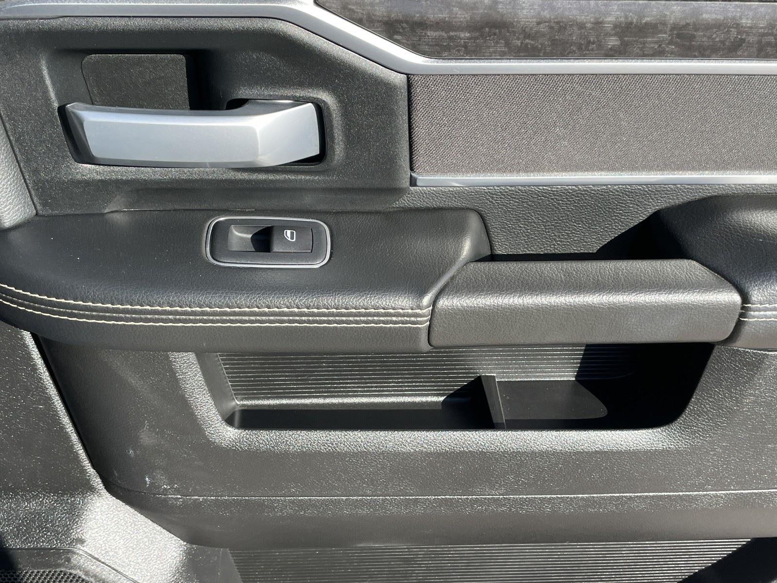 2024 RAM 3500 Chassis Cab SLT