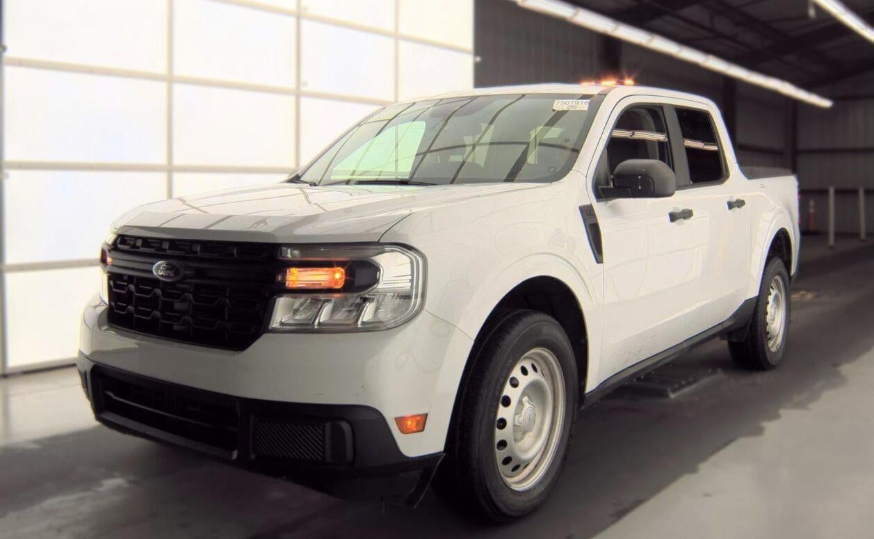 2022 Ford Maverick XL