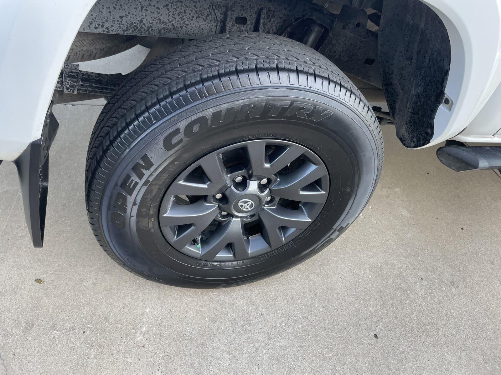 2022 Toyota Tacoma SR5