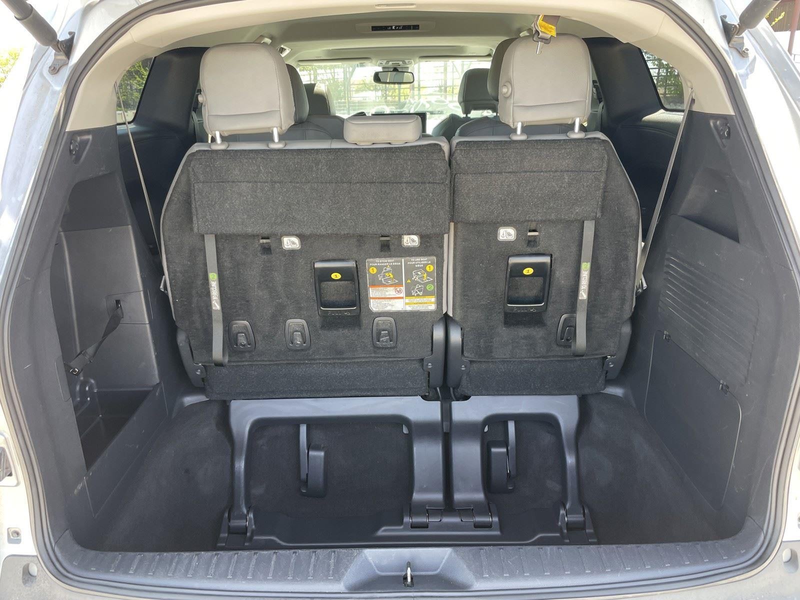 2025 Toyota Sienna XLE