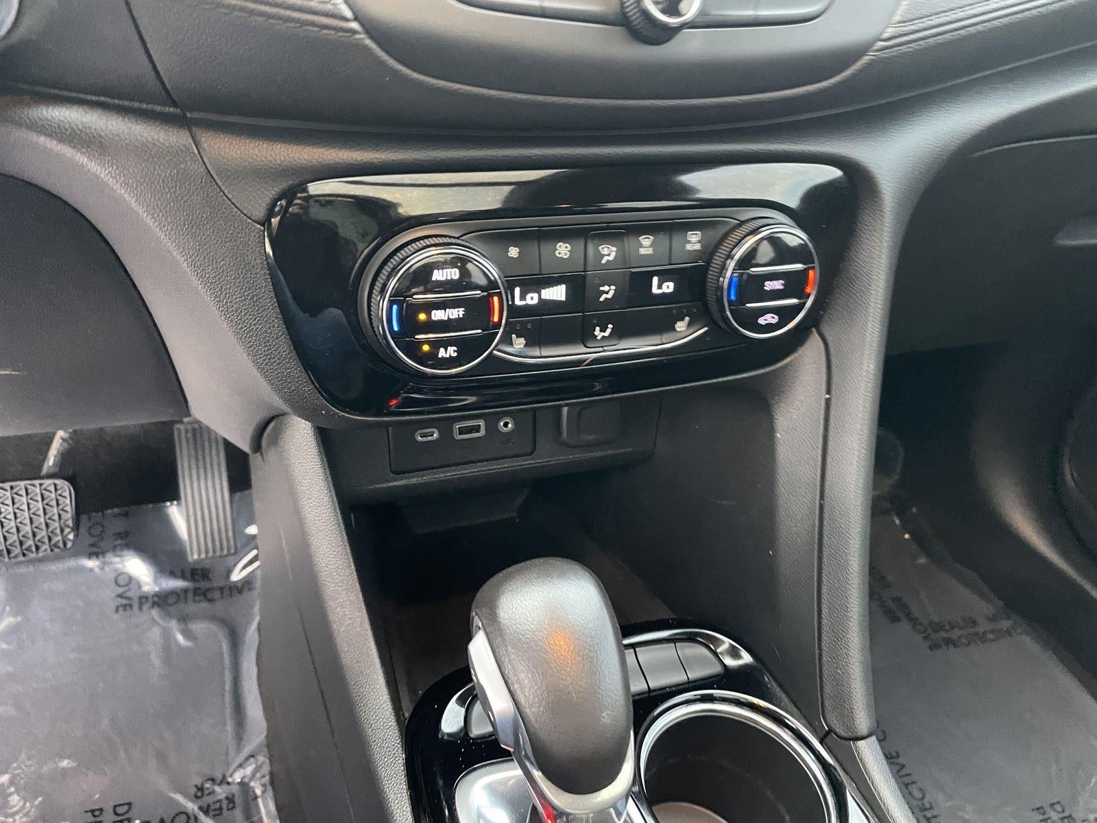 2022 Buick Encore GX Essence