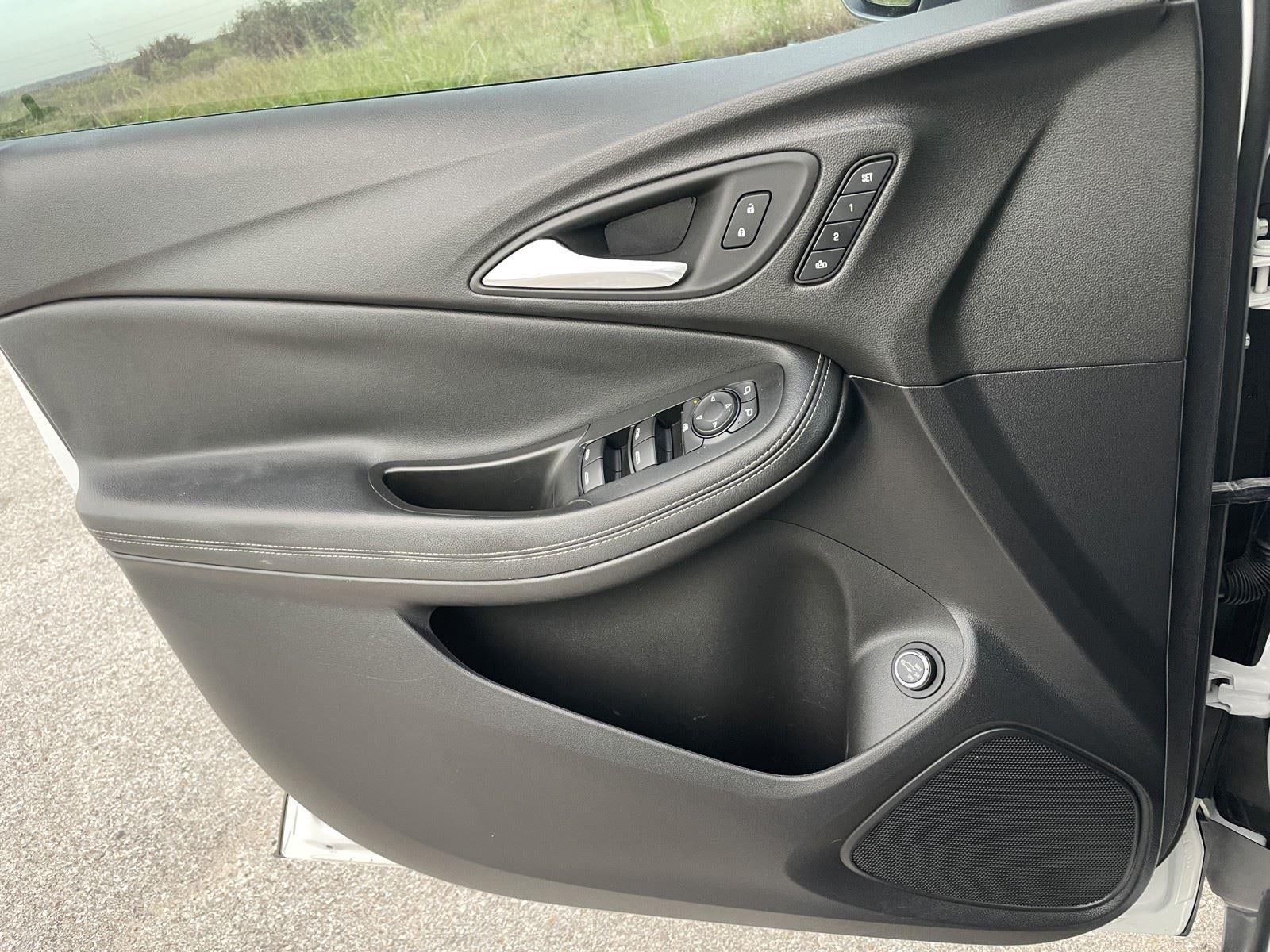 2022 Buick Encore GX Essence